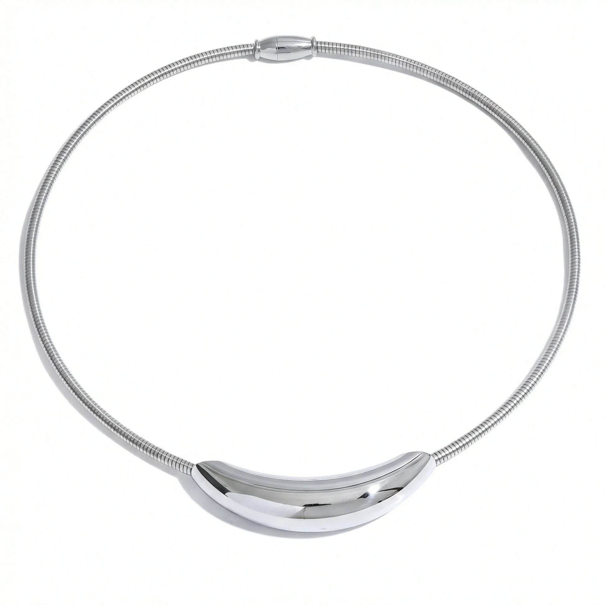 Choker z rzeźbioną linią